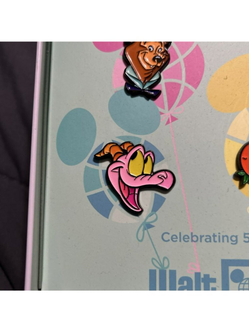 Walt Disney World D23 Collectible Tin & 50th Anniversary Pins Set Multicolor Pre - Picture 7 of 8